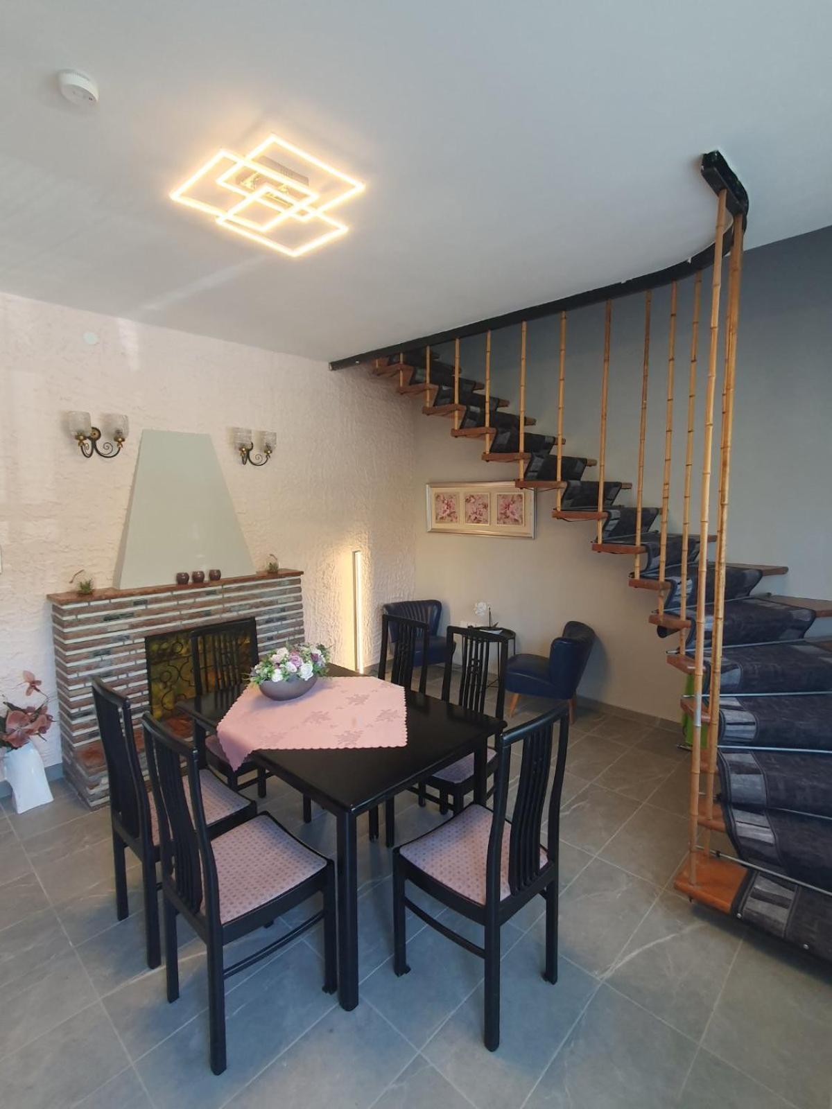 Lara Apartments Siófok Eksteriør billede